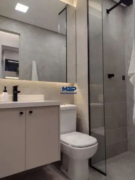 Apartamento em Obras com 2 Dorms varanda e Vaga